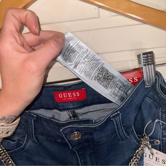 Guess Medium Wash Sexy Curve Denim Skinny Jeans, Women’s Size 28 - Picture 7 of 7